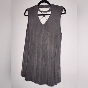 Sleeveless flowy Shirt